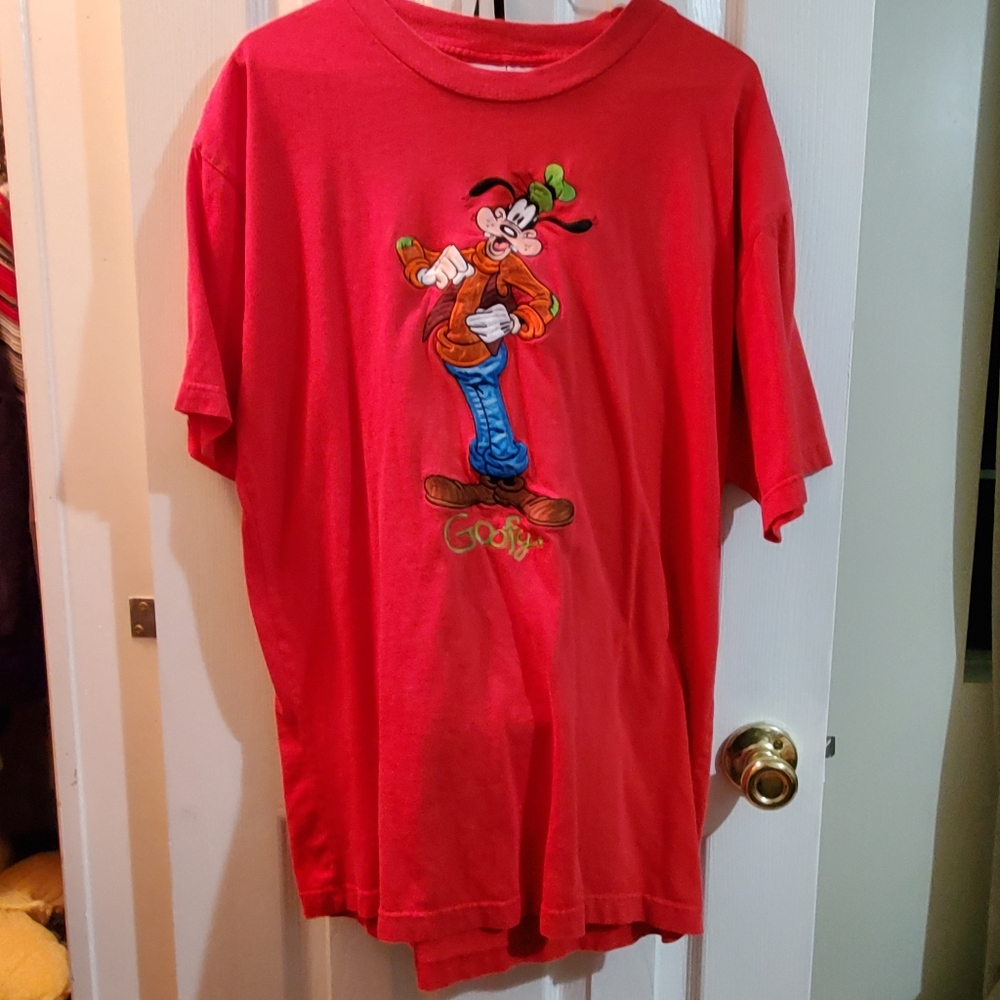 Vintage The Disney Store embroidered Goofy tee